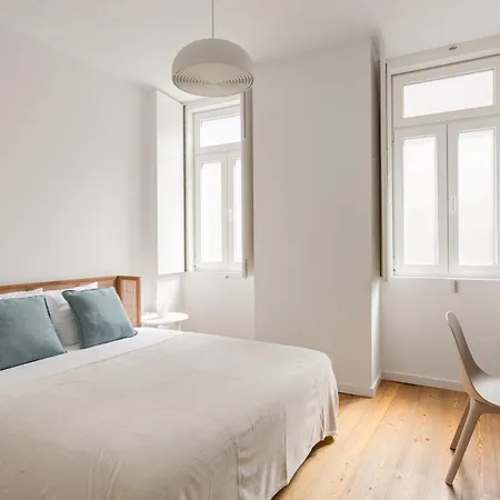 Calçada De Santo Amaro Lisboa