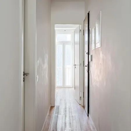 Apartment Calcada De Santo Amaro Lisbon