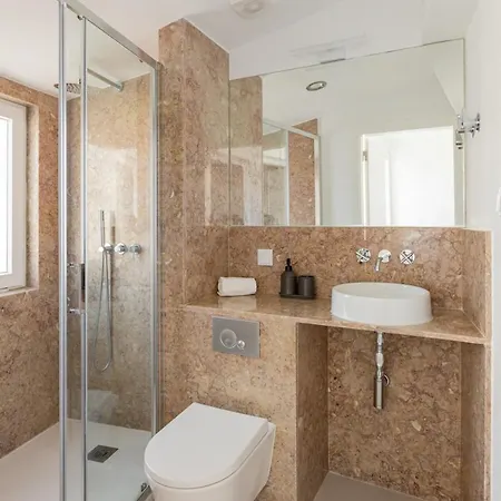 Calcada De Santo Amaro * Lisbon