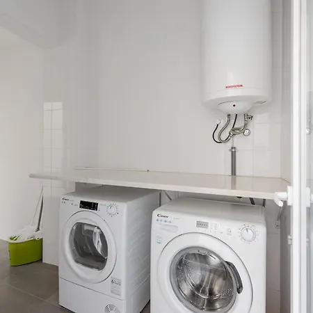 Apartment Calcada De Santo Amaro Lisbon